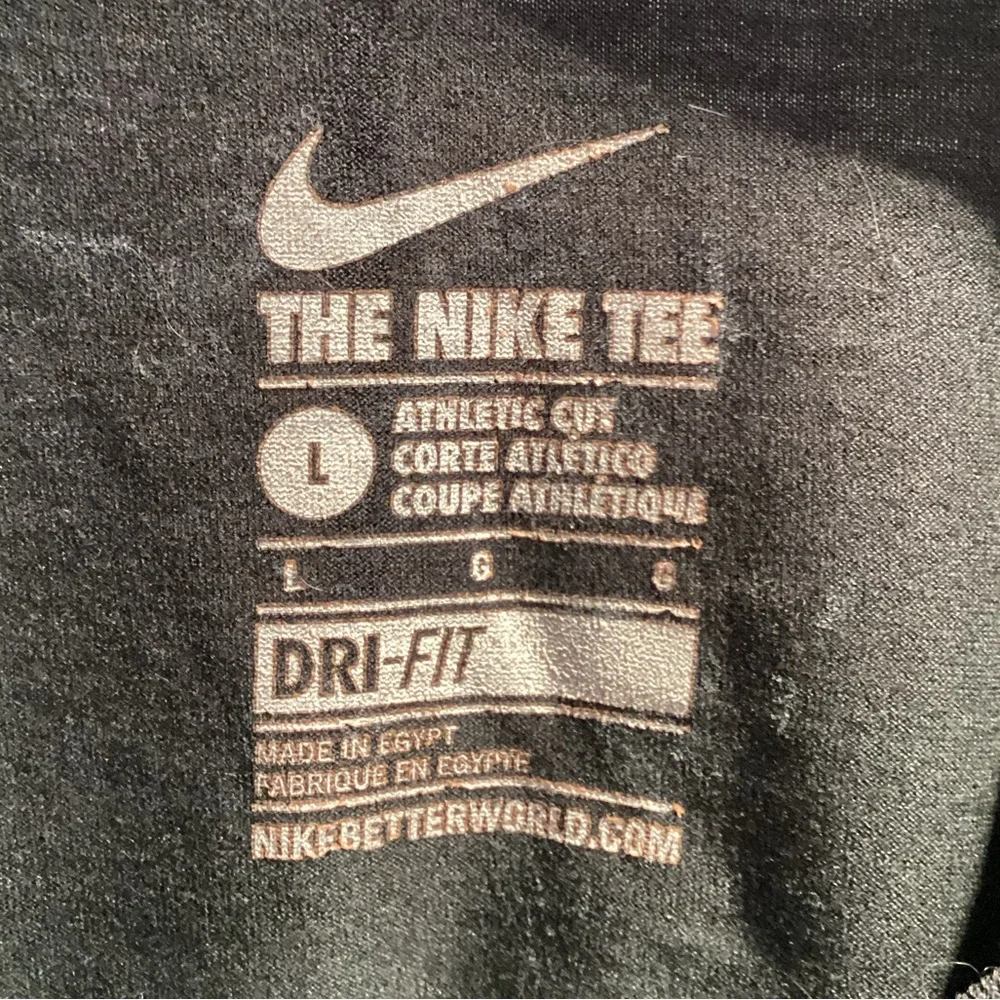 The Nike Tee Run Dri-FIT Short Sleeve Graphic Logo T-Shirt Men's Size Large